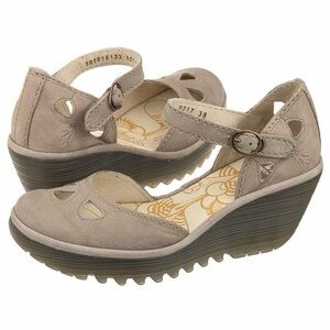 FLY London Yuna Nubuck Leather Ankle Strap Wedge Sandals in Tan Sz 39 US 8-8.5